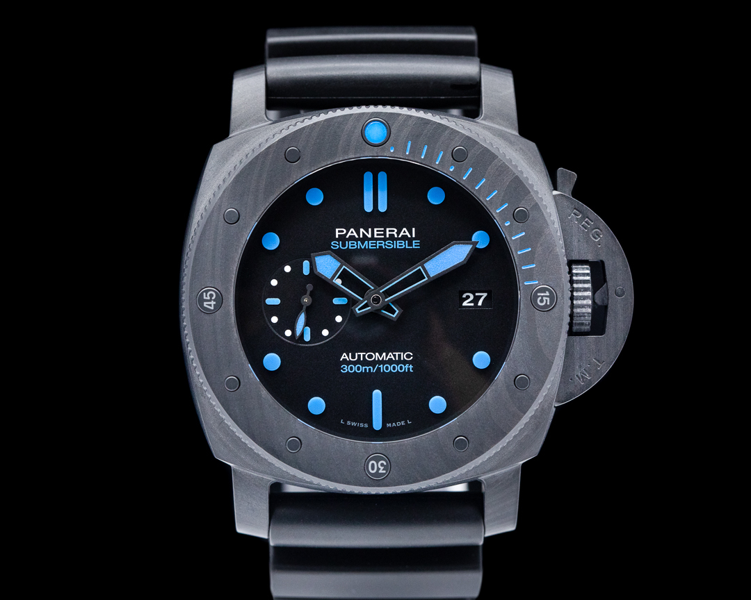Panerai Submersible Carbotech™ 47mm Karbon Fiber Dalgıç