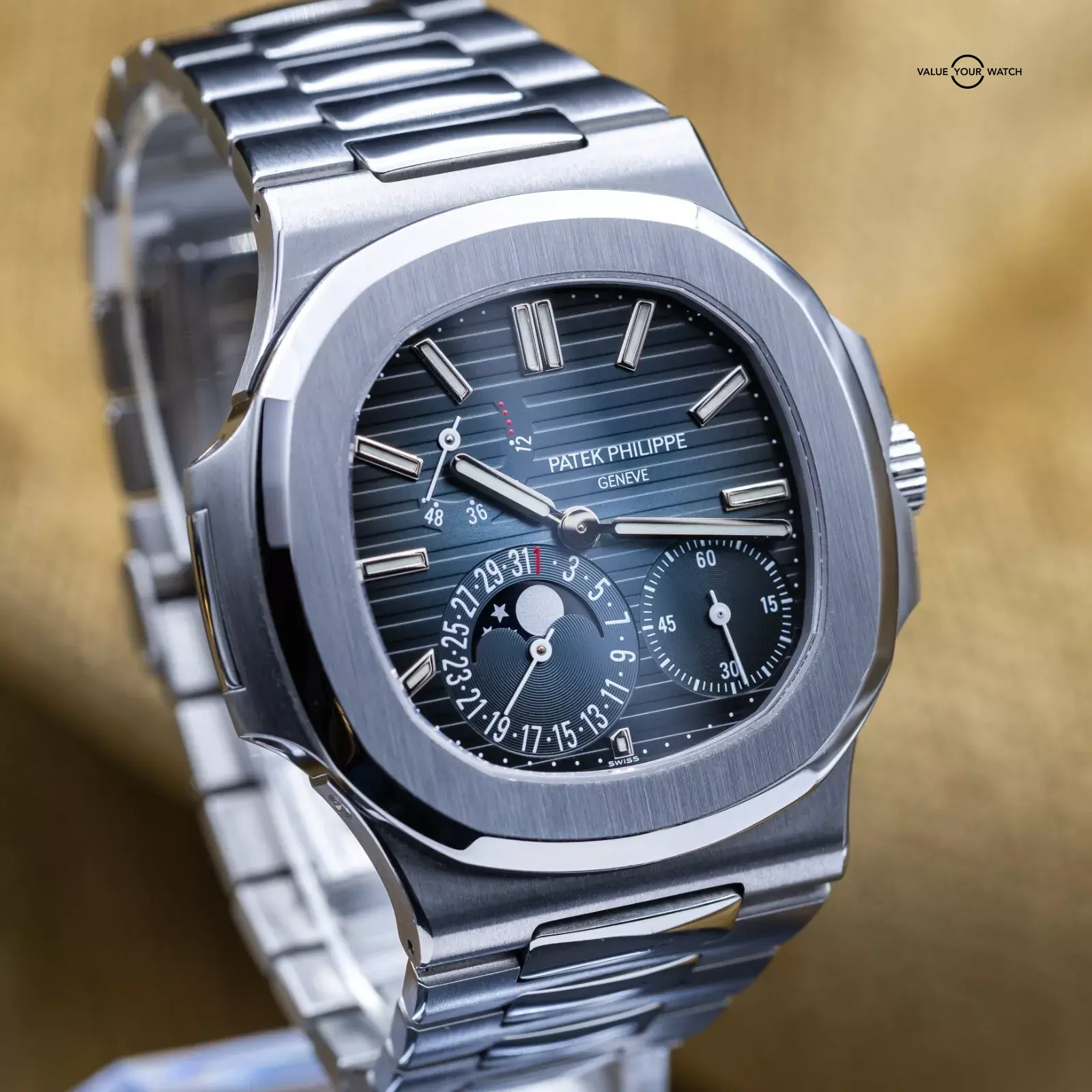 Patek Philippe Nautilus Moonphase & Güç Rezervi Paslanmaz Çelik